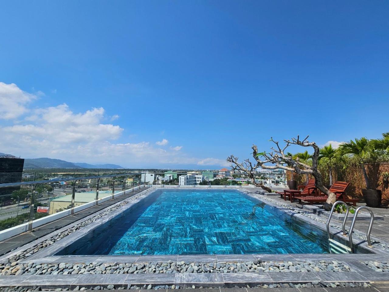 דה נאנג Mtr Apartment & Hotel מראה חיצוני תמונה